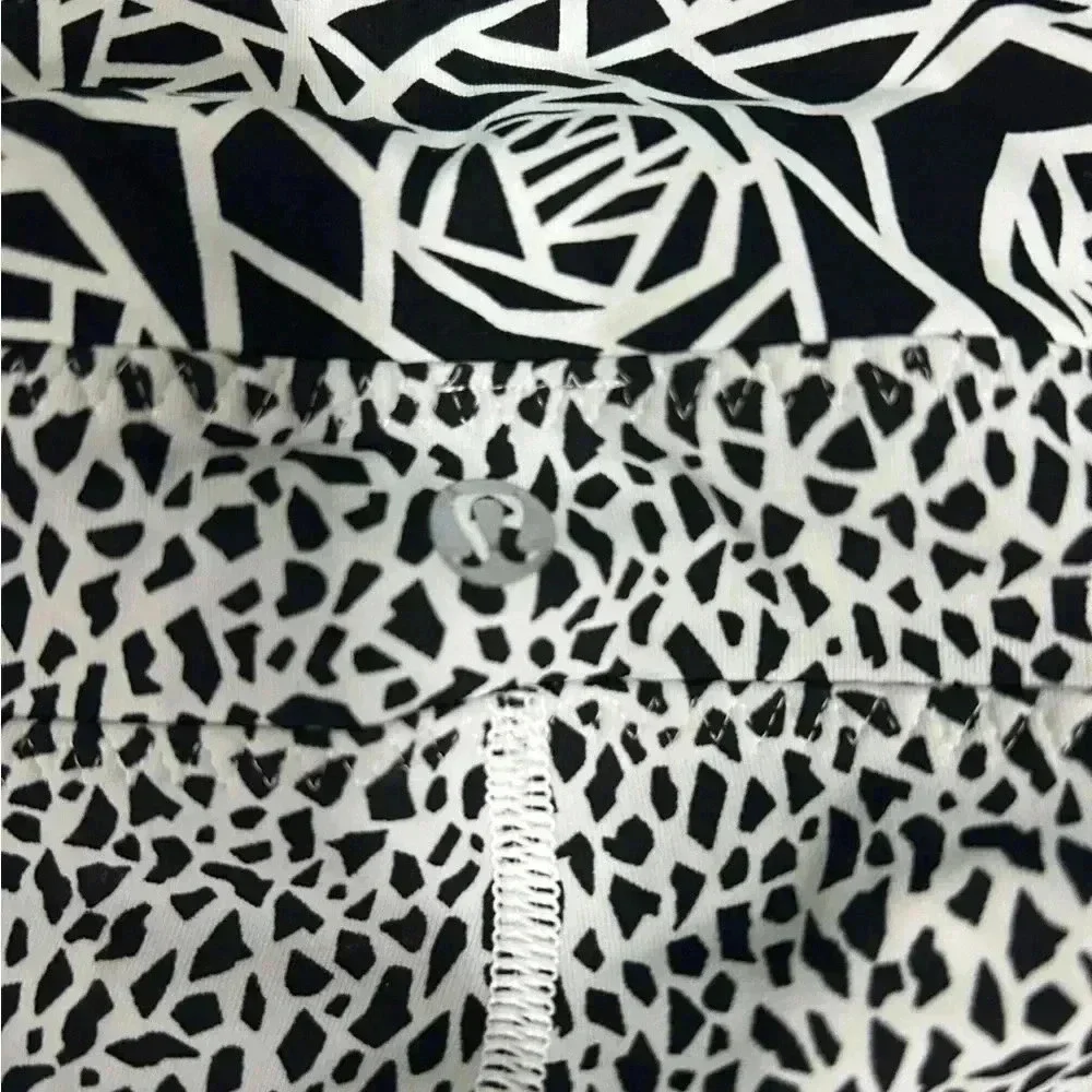 Lululemon Real Quick Tight Miss Mosaic White / Posey Black White, Luxtreme® 2